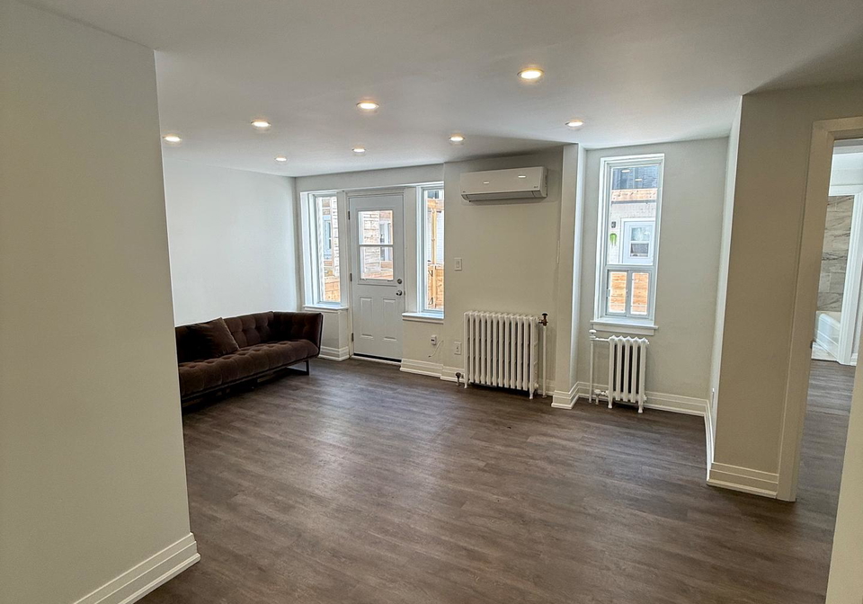 699-eglinton-avenue-w-toronto-ontario-c13440006