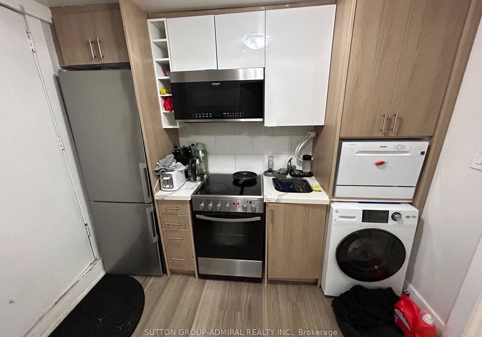915-st-clair-avenue-w-toronto-ontario-c13440018