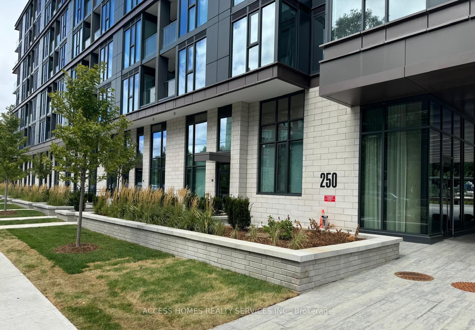 250-lawrence-avenue-w-toronto-ontario-c13440038