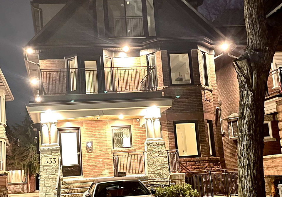 333-palmerston-boulevard-toronto-ontario-c13440196