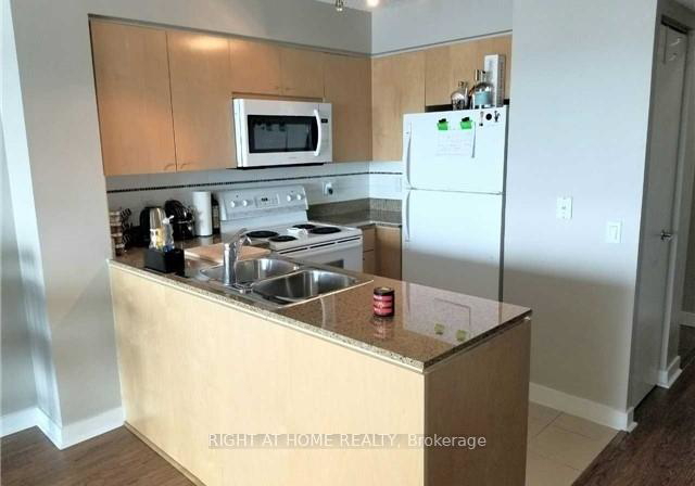 373-front-street-w-toronto-ontario-c13440200