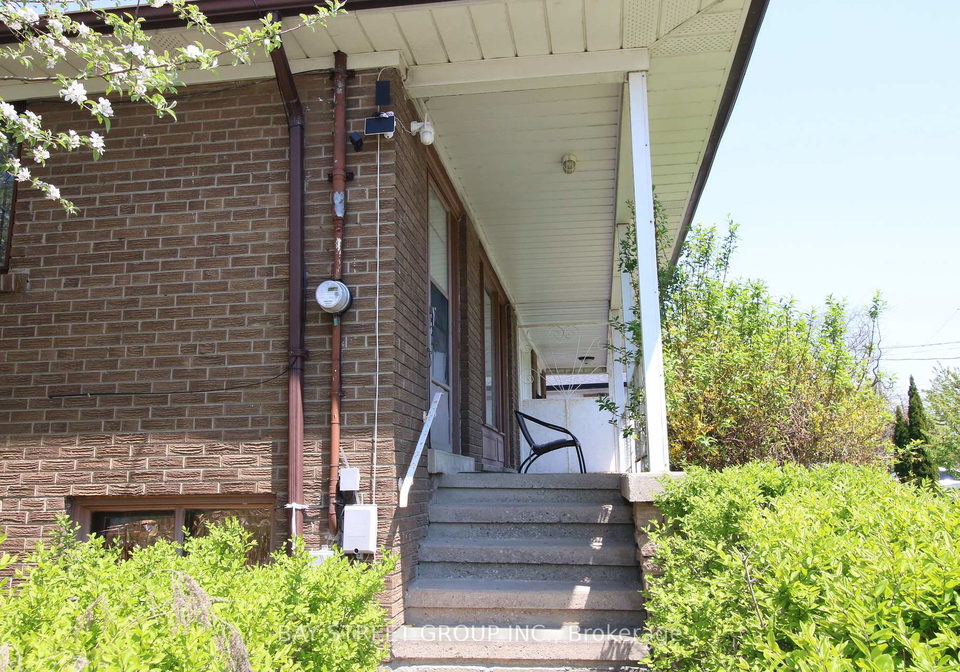 2-slidell-crescent-north-york-ontario-c13440224
