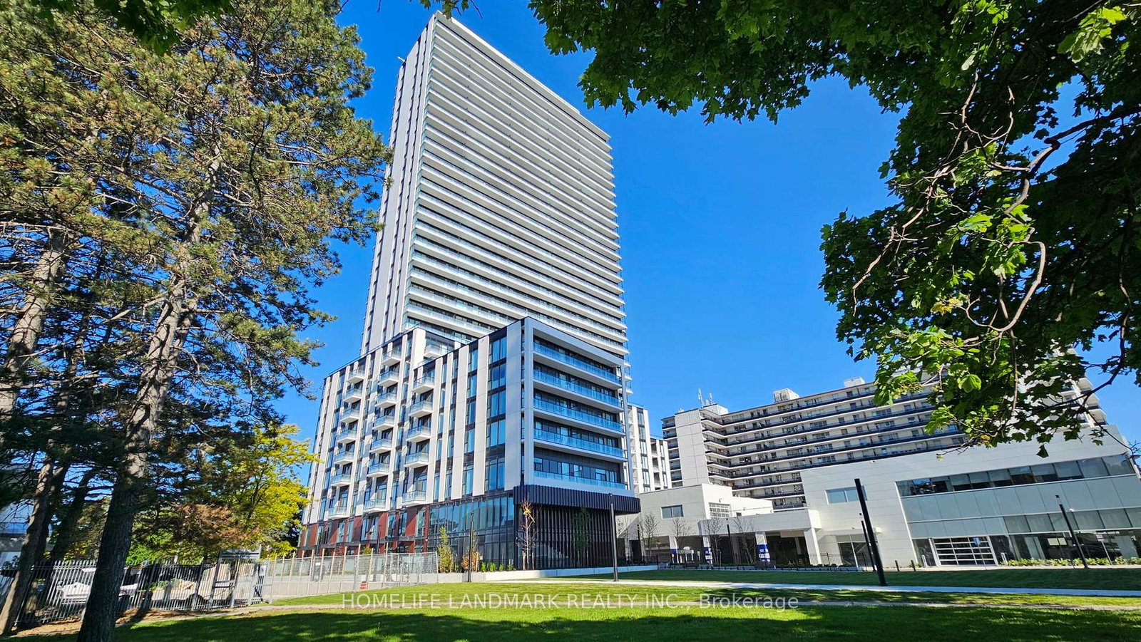 5858-yonge-street-toronto-ontario-c13440264
