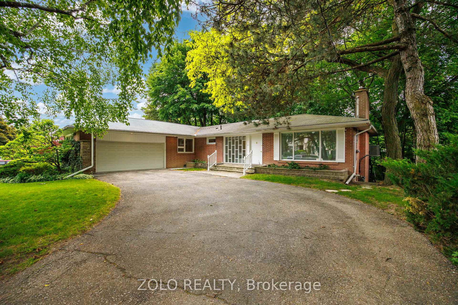 17-hi-mount-drive-north-york-ontario-c13440304