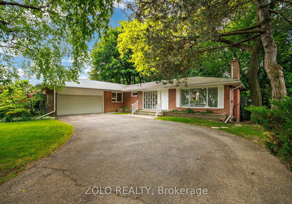 17-hi-mount-drive-north-york-ontario-c13440304