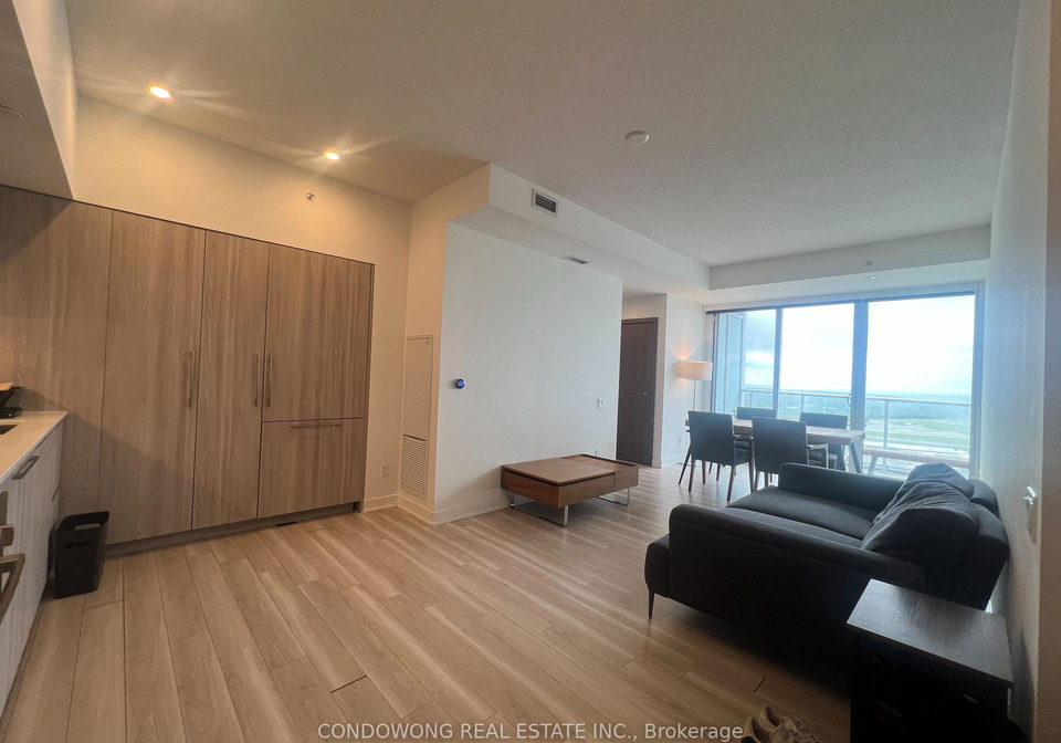 17-bathurst-street-toronto-ontario-c13440604