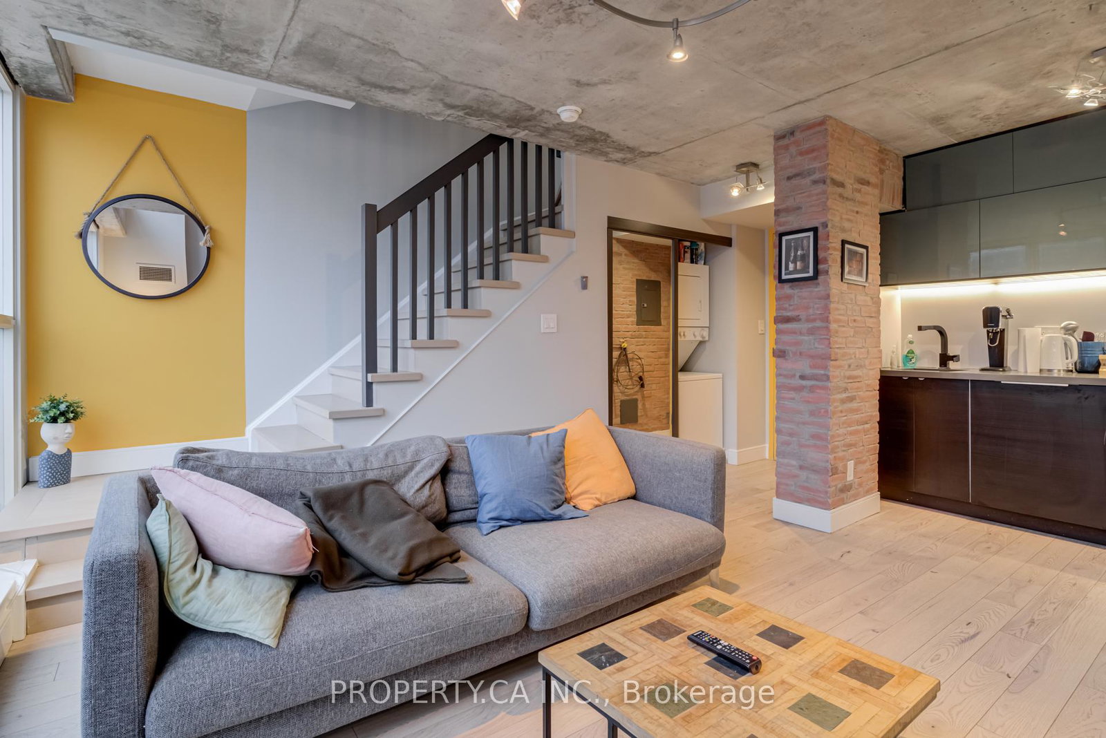 1029-king-street-w-toronto-ontario-c13440624