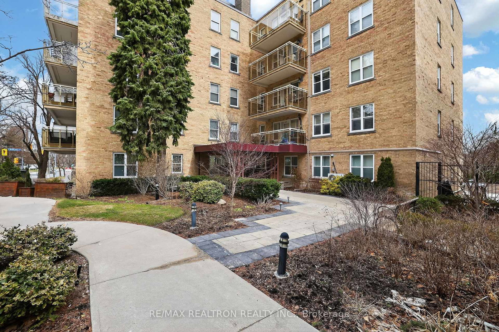2603-bathurst-street-toronto-ontario-c13440730