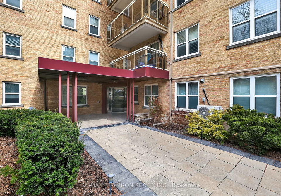 2603-bathurst-street-toronto-ontario-c13440730
