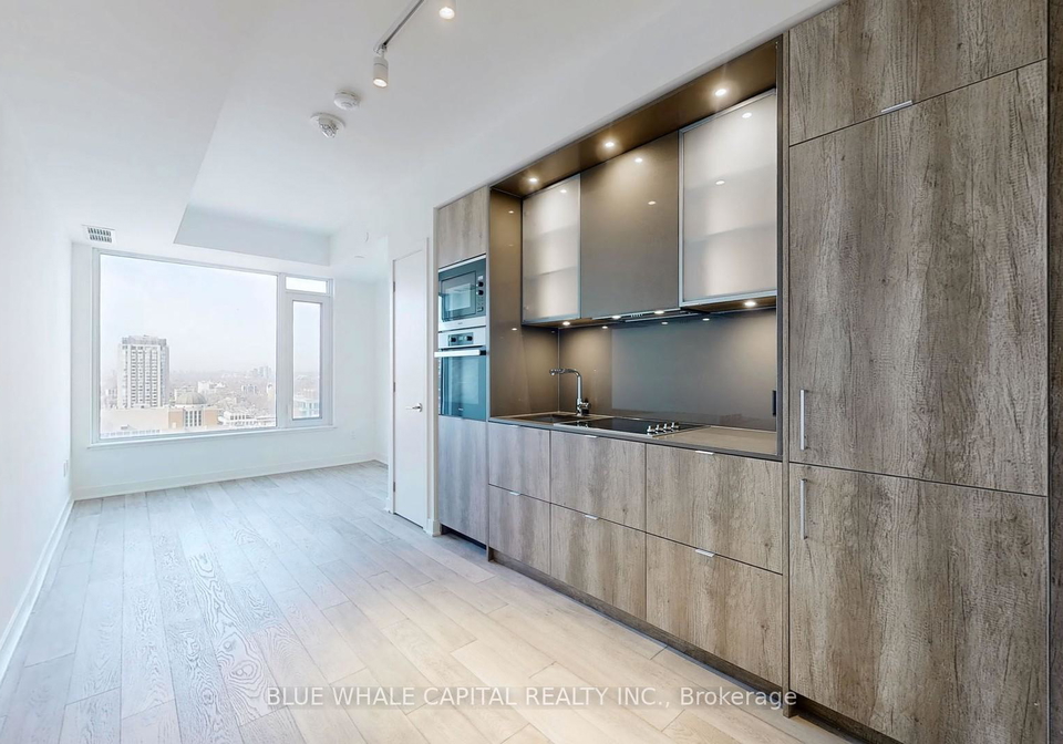 11-yorkville-avenue-toronto-ontario-c13440732