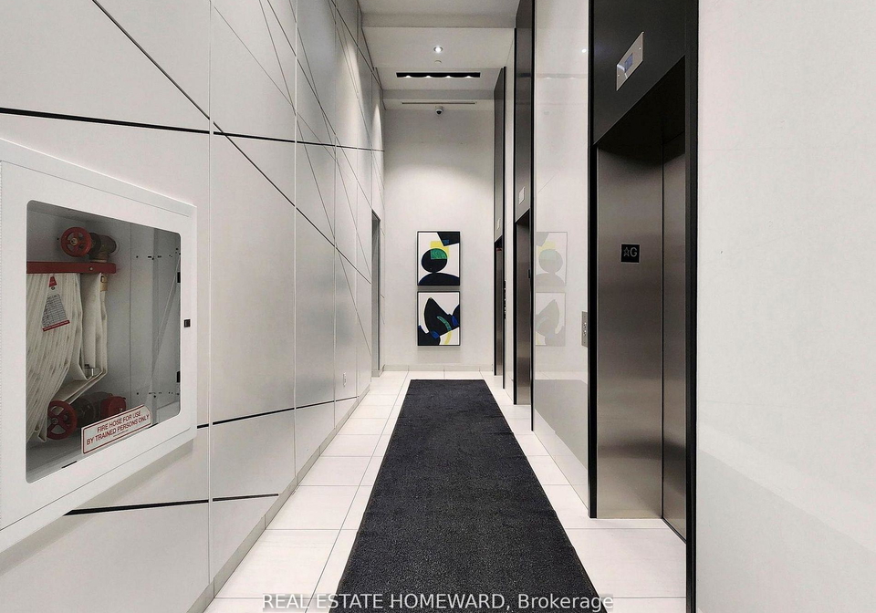 159-wellesley-street-e-toronto-ontario-c13440884