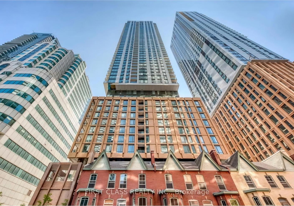 8-widmer-street-toronto-ontario-c13441010