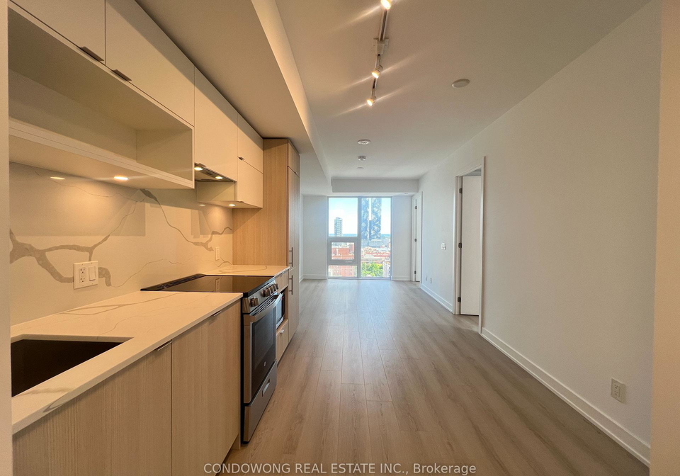 100-queen-street-e-toronto-ontario-c13441190