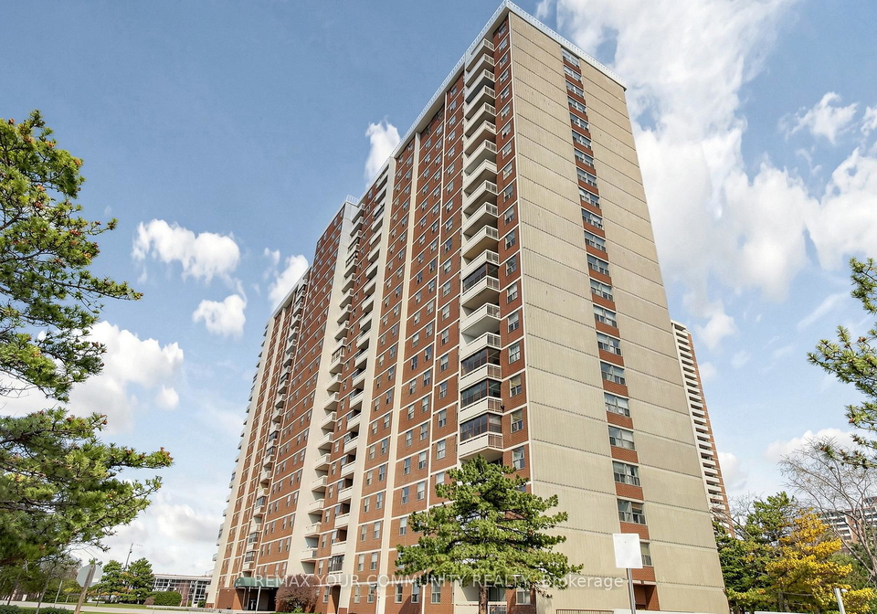 205-hilda-avenue-toronto-ontario-c13441318