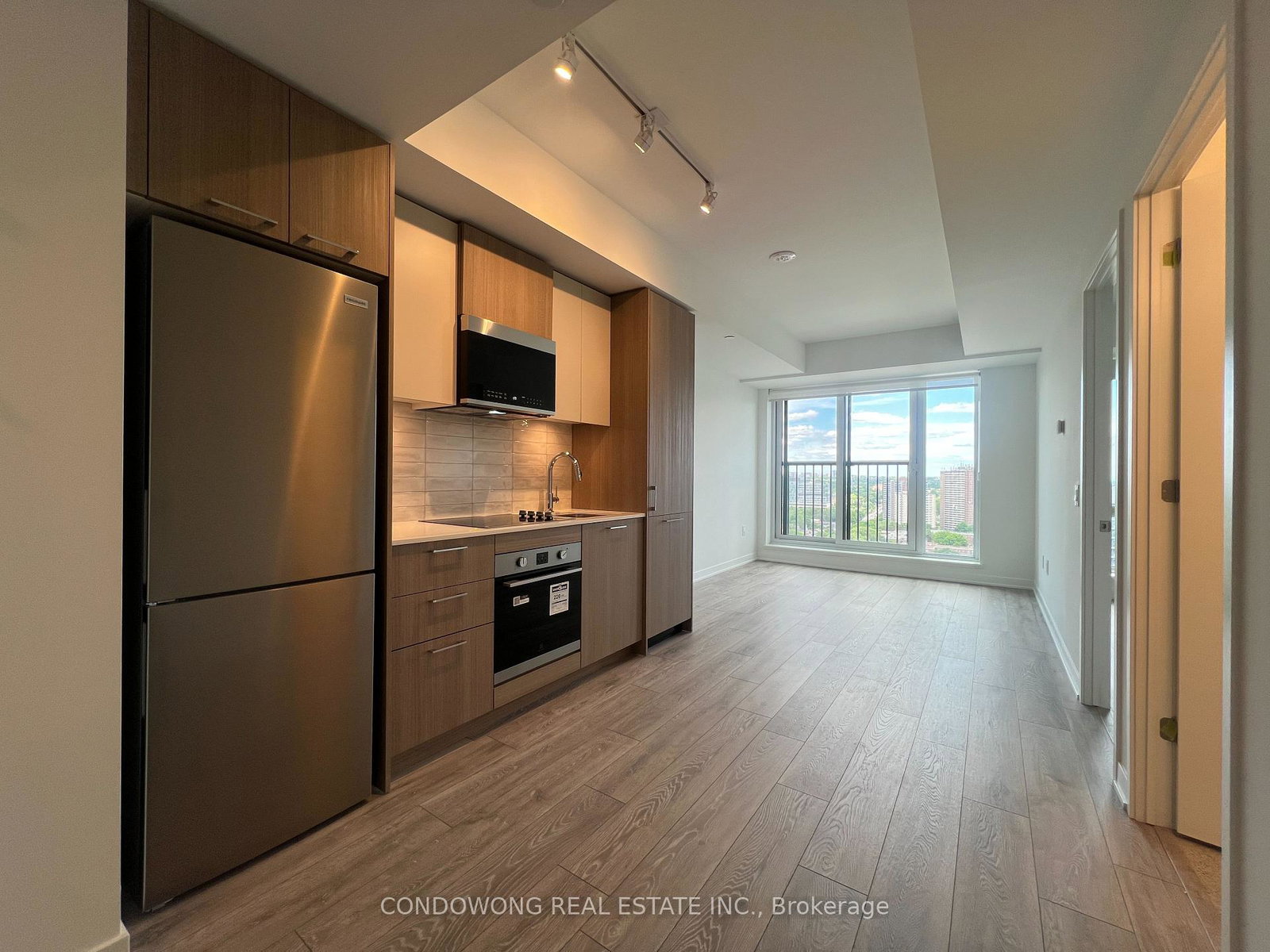 10-oak-street-toronto-ontario-c13441350