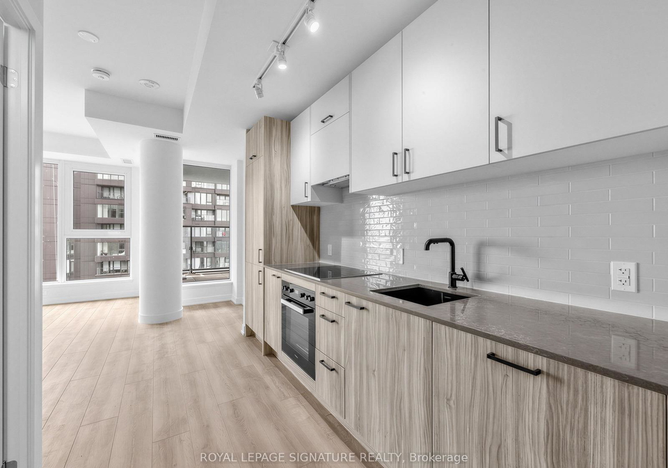 5-quarrington-lane-north-york-ontario-c13441378