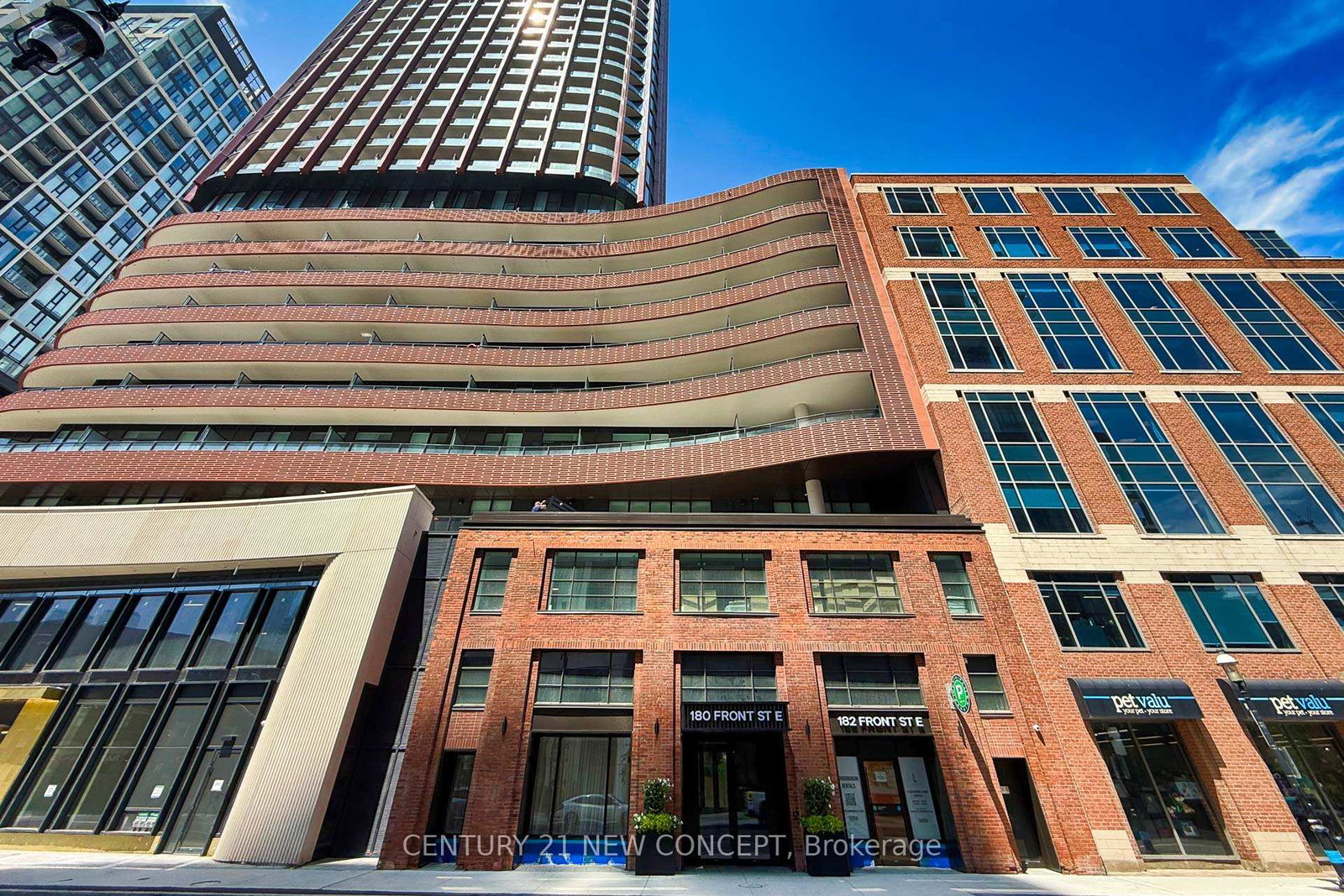 180-front-street-e-toronto-ontario-c13441512
