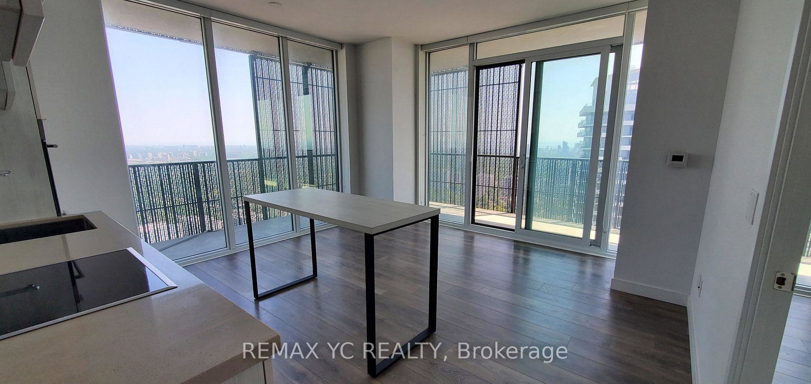 8-eglinton-avenue-e-toronto-ontario-c13441604