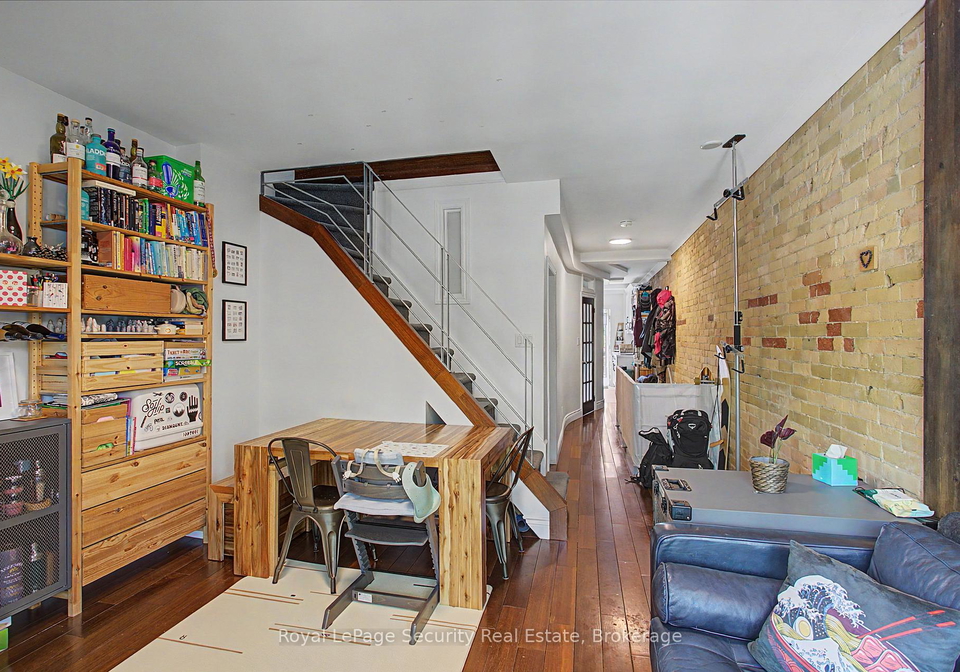 410-manning-avenue-toronto-ontario-c13441718