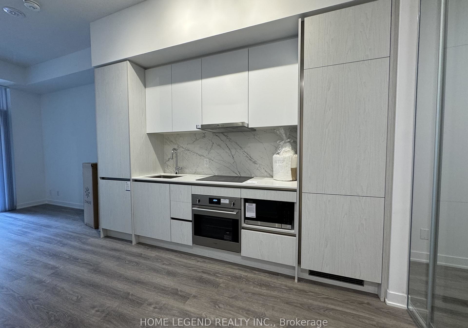 180-front-street-e-toronto-ontario-c13441782