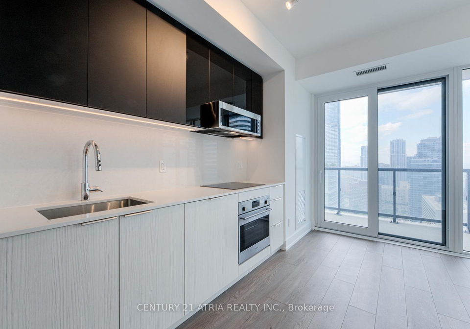 308-jarvis-street-toronto-ontario-c13442052