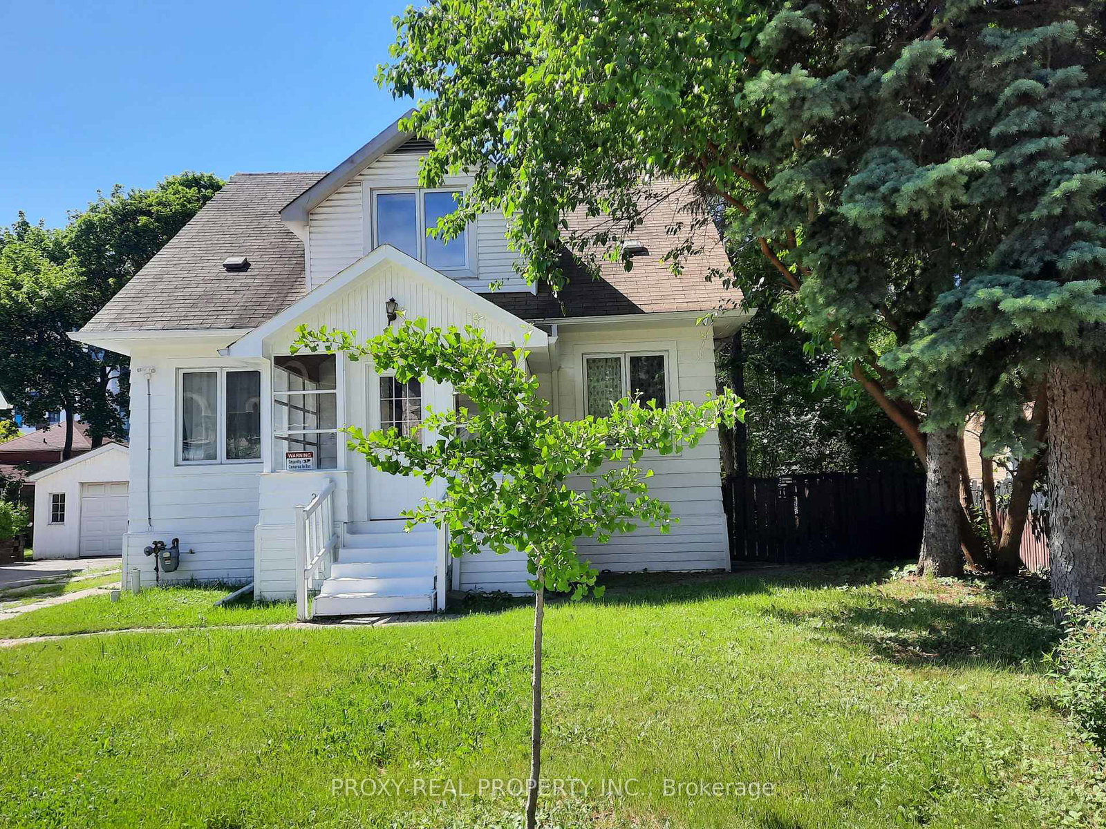 205-maplehurst-avenue-e-north-york-ontario-c13442296