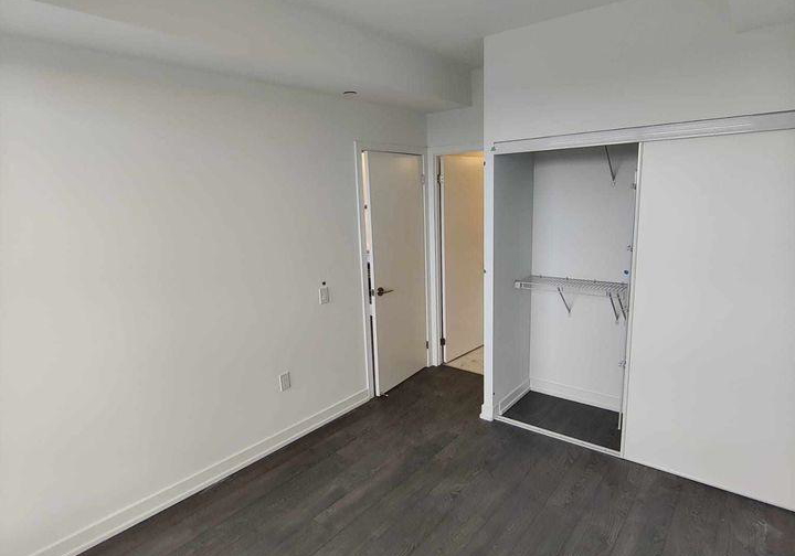 8-olympic-gdn-drive-north-york-ontario-c13442342