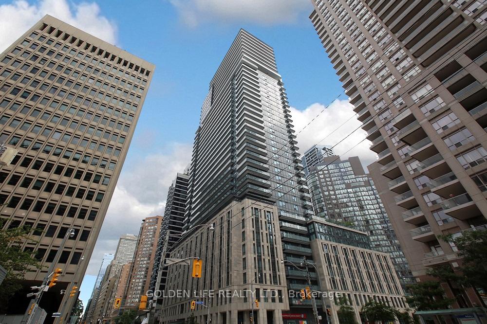 955-bay-street-toronto-ontario-c13442362