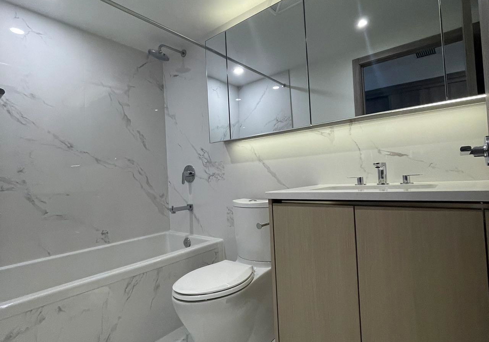 25-mcmahon-drive-north-york-ontario-c13442394