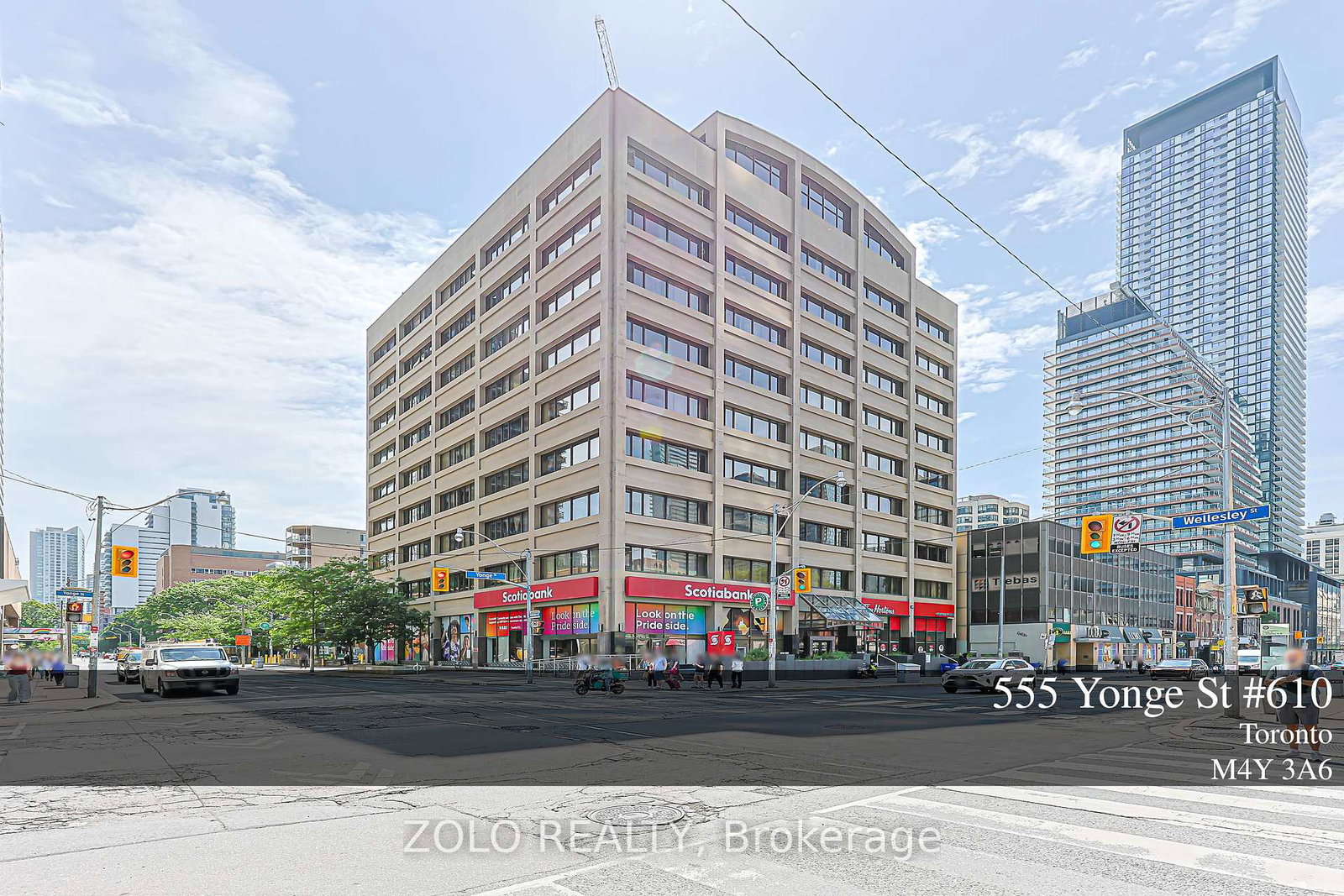 555-yonge-street-toronto-ontario-c13442400