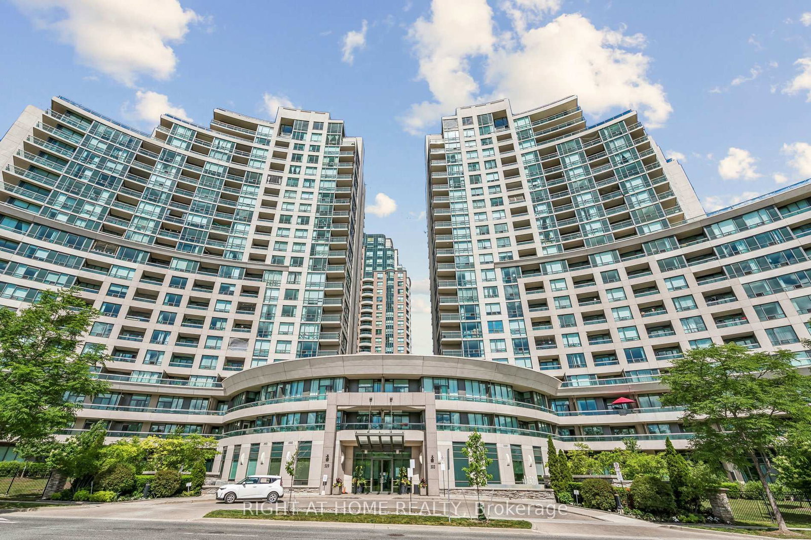 503-beecroft-road-toronto-ontario-c13442532