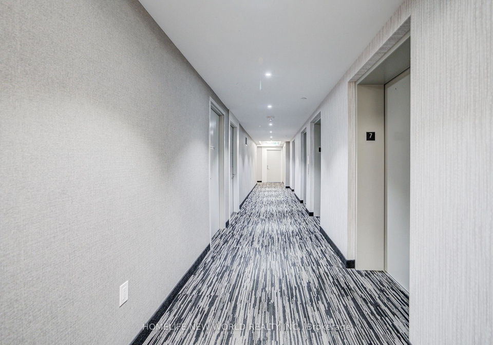 50-wellesley-street-e-toronto-ontario-c13442646