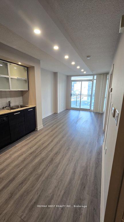 25-capreol-court-toronto-ontario-c13443018