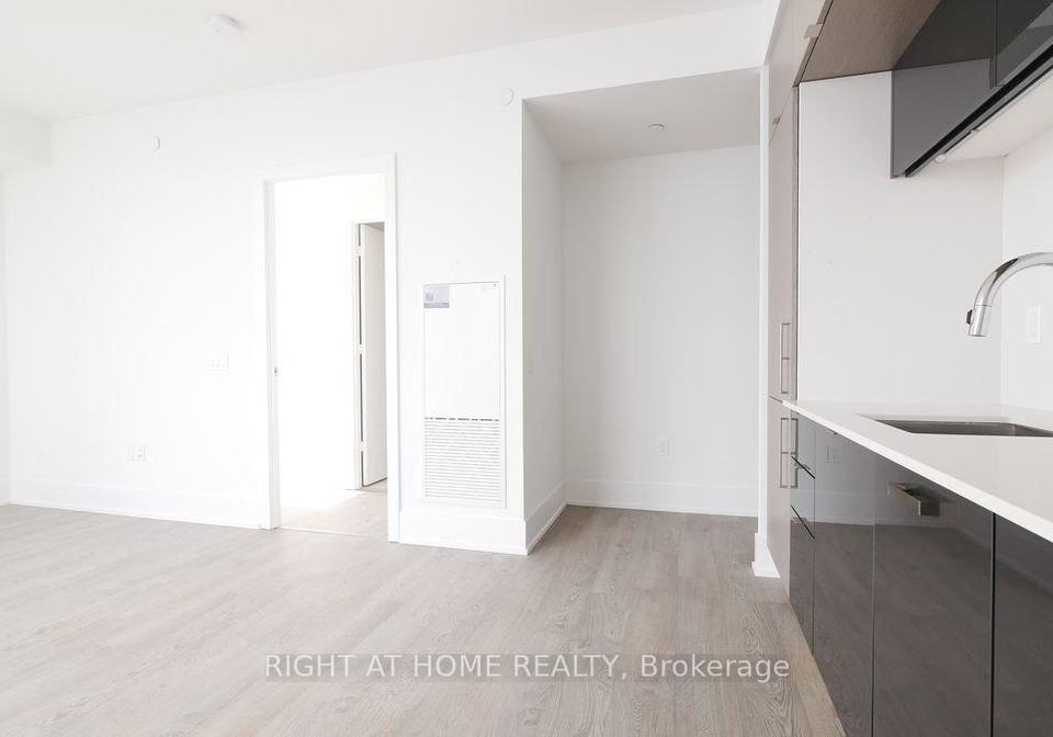 10-york-street-toronto-ontario-c13443384