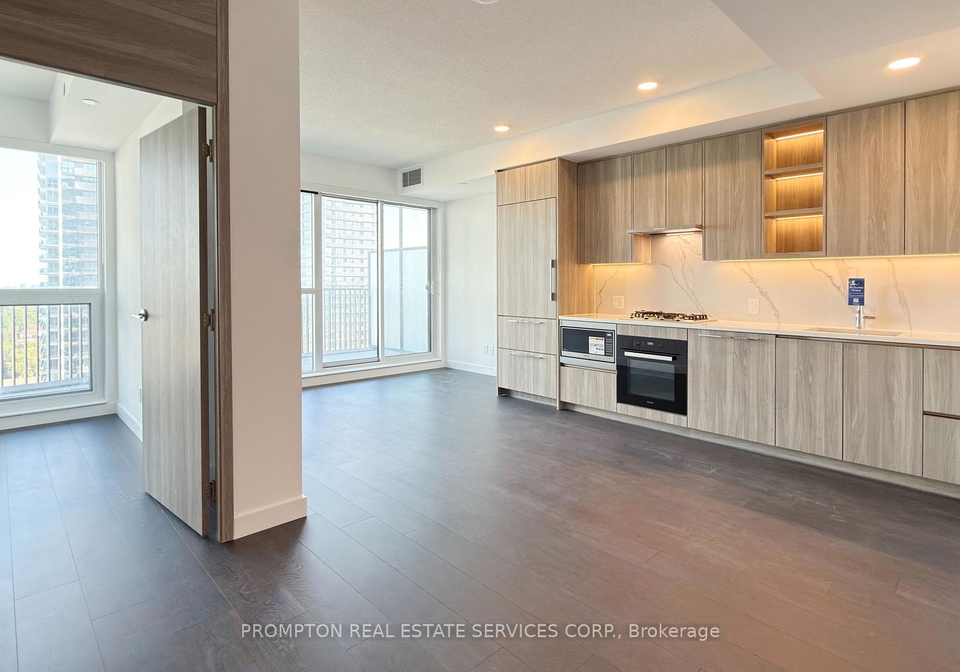 68-esther-shiner-boulevard-north-york-ontario-c13443434