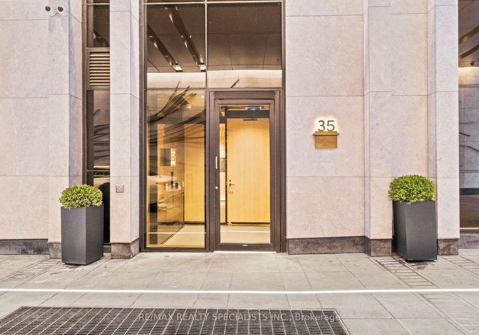 35-mercer-street-toronto-ontario-c13443512