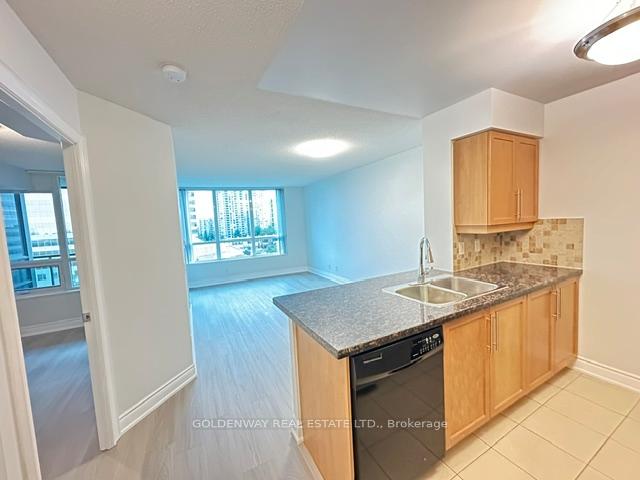 25-greenview-avenue-toronto-ontario-c13443534