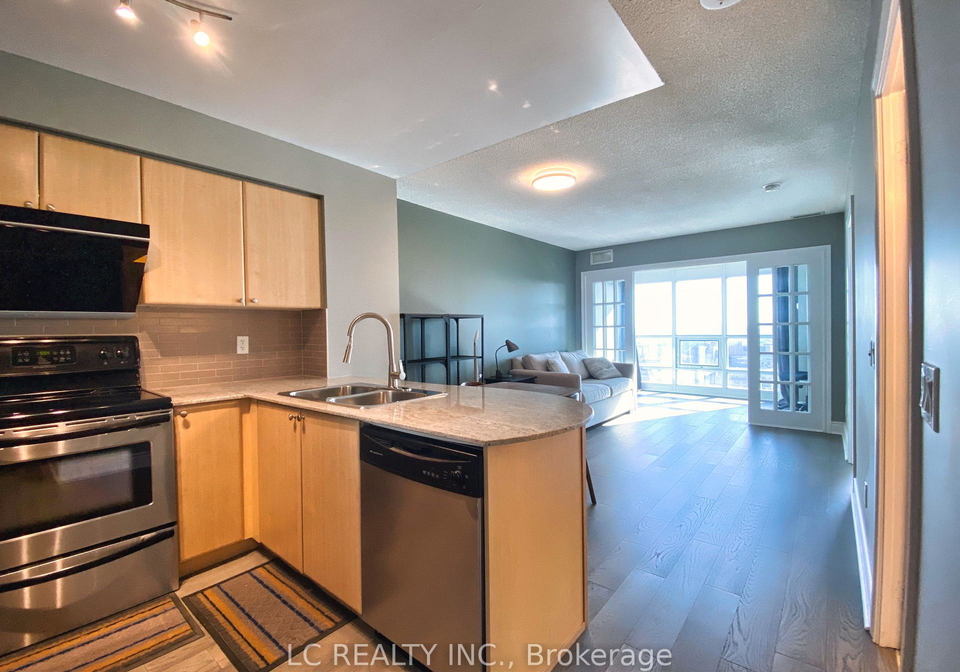 763-bay-street-toronto-ontario-c13443572