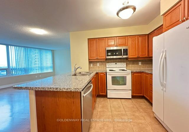 15-greenview-avenue-toronto-ontario-c13443576