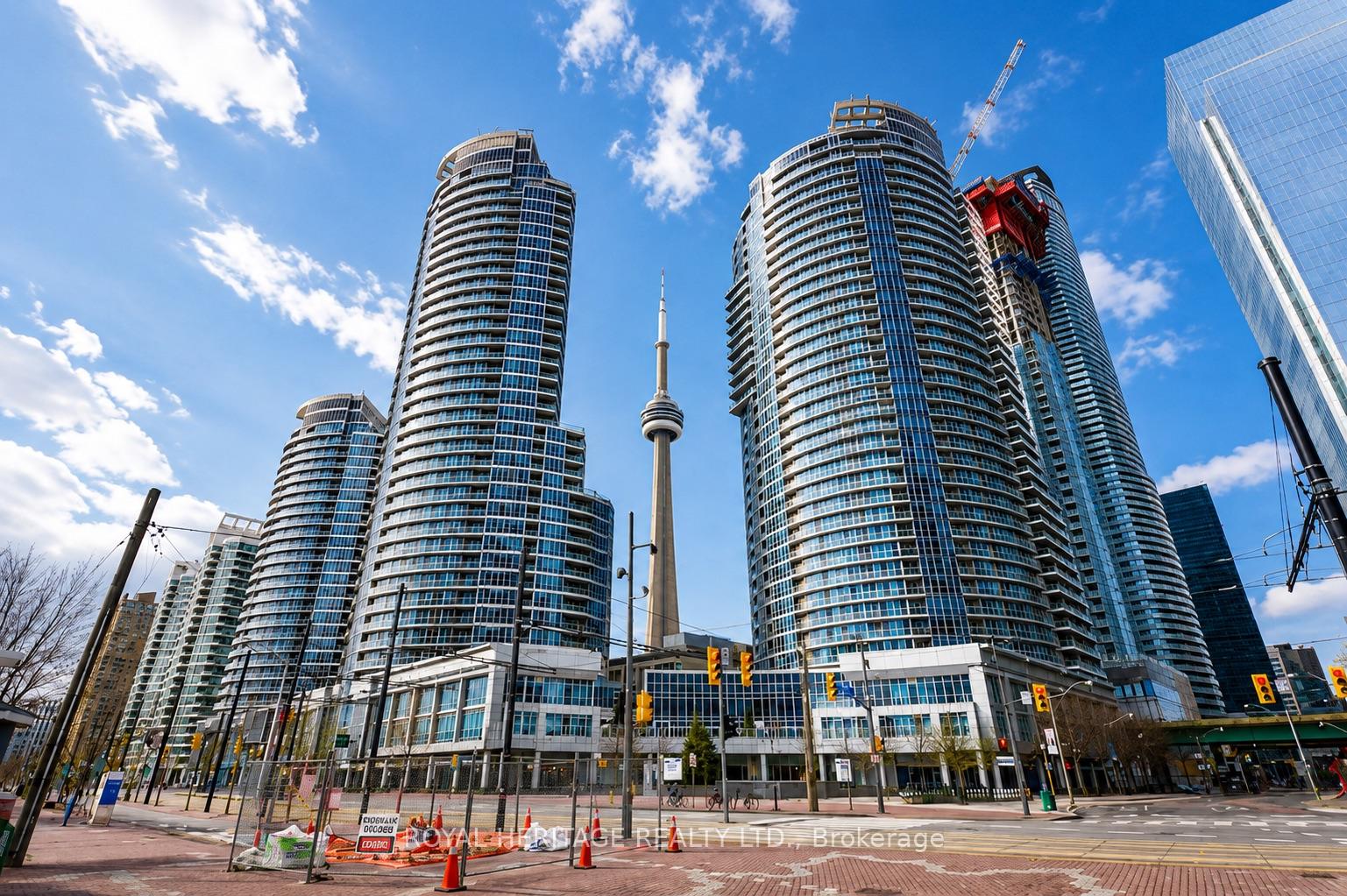208-queens-quay-w-toronto-ontario-c13443618