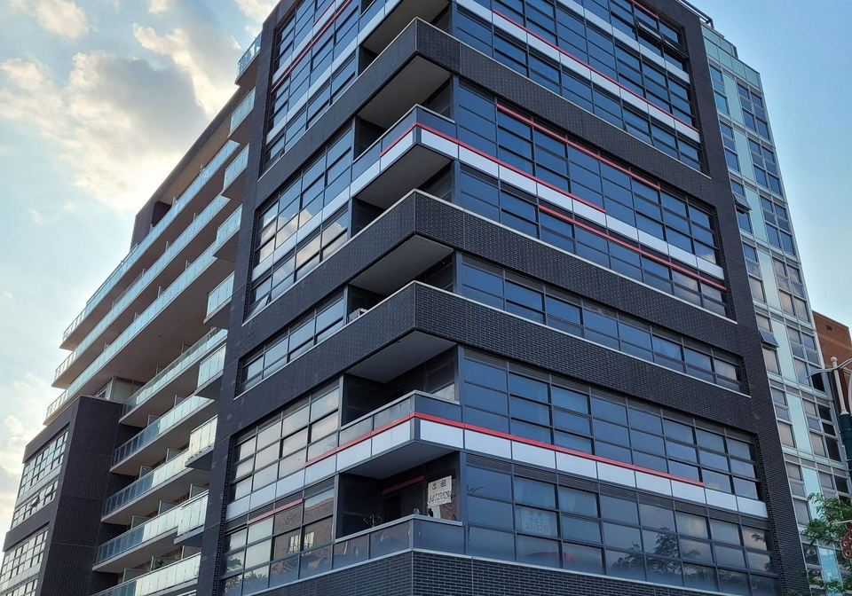 10-willison-square-toronto-ontario-c13443806