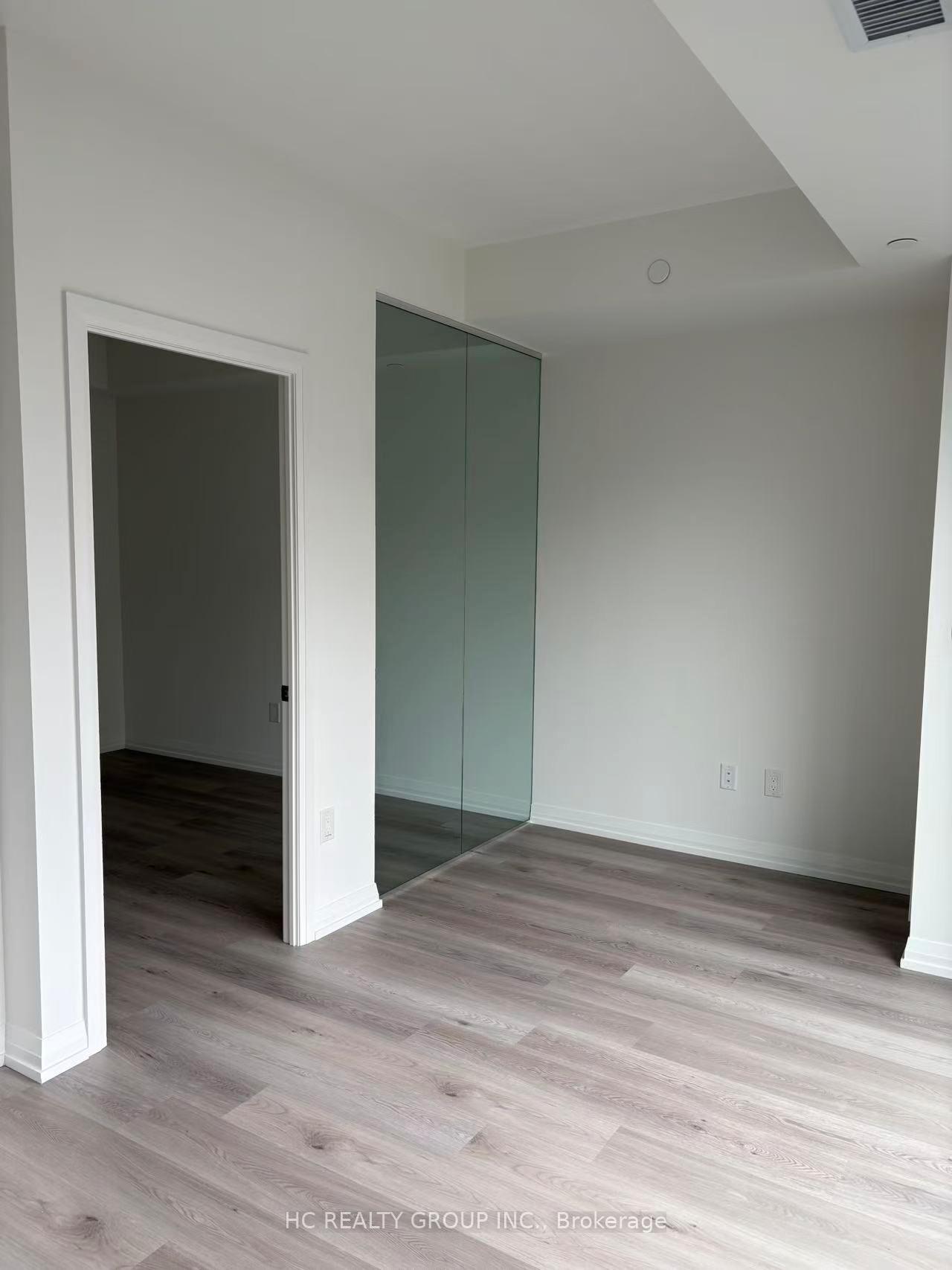 280-dundas-street-w-toronto-ontario-c13443926
