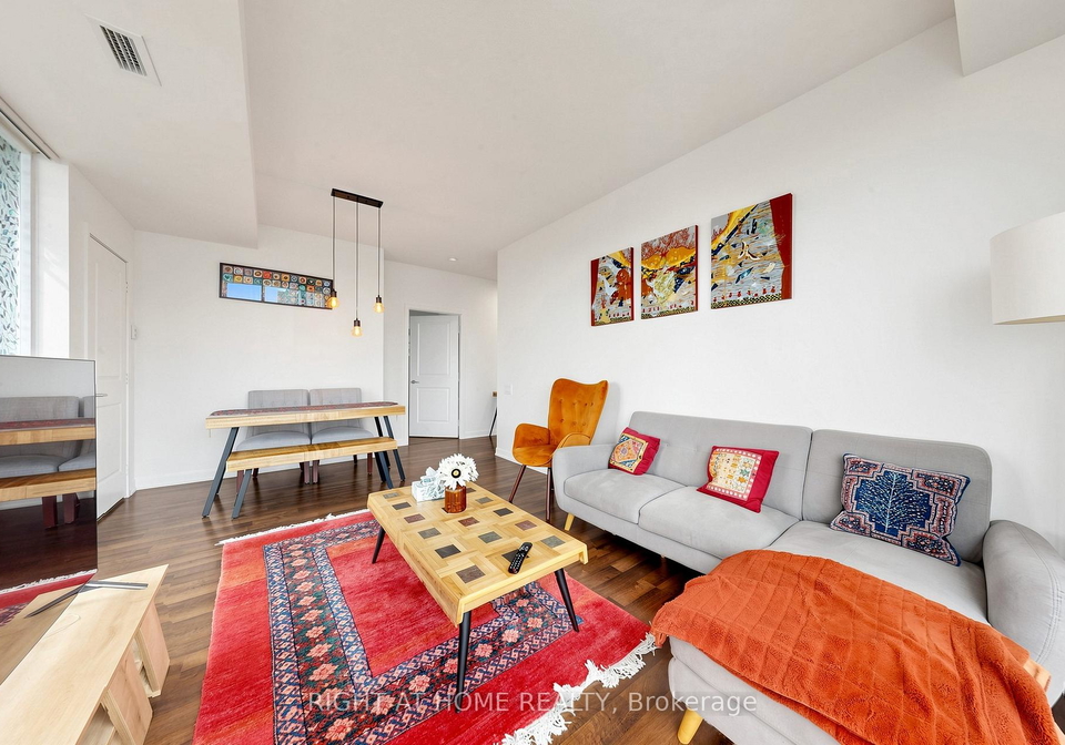17-anndale-drive-north-york-ontario-c13444022