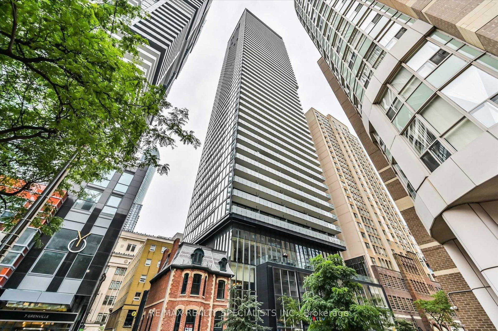 15-grenville-street-toronto-ontario-c13444142