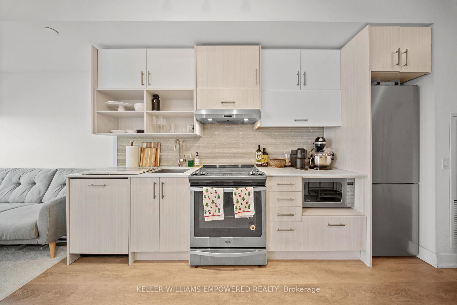 128-fairview-mall-drive-north-york-ontario-c13444260