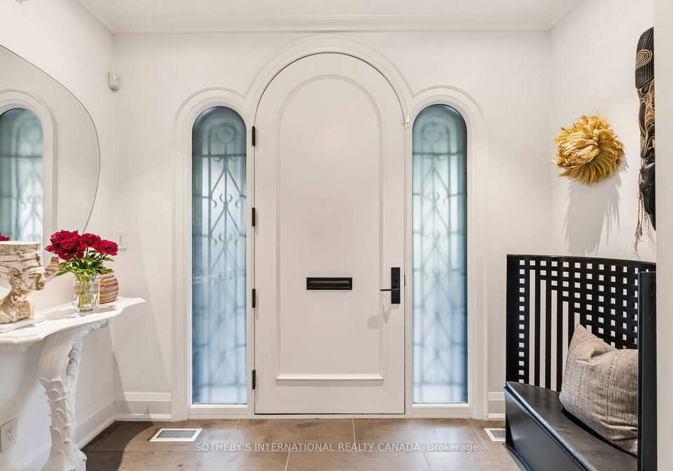 330-palmerston-boulevard-toronto-ontario-c13444418