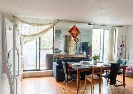 25-pebble-byway-north-york-ontario-c13444498