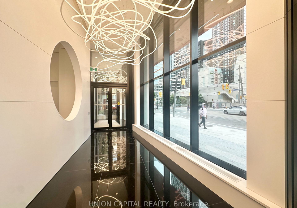 280-dundas-street-w-toronto-ontario-c13444704