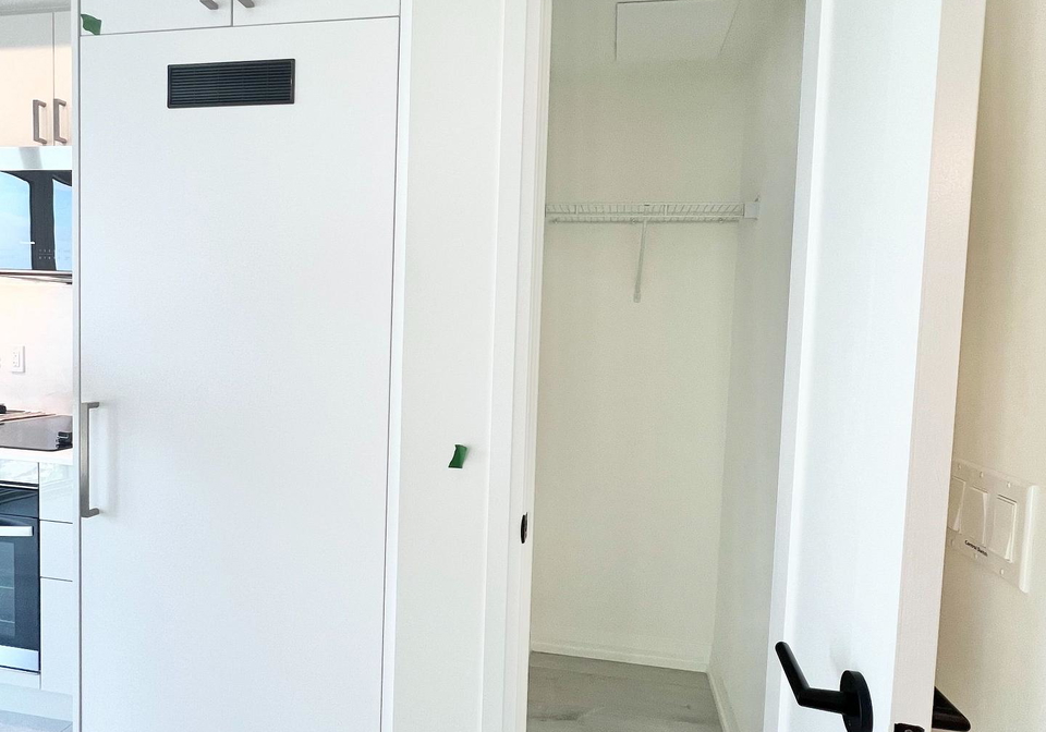 280-dundas-street-w-toronto-ontario-c13444748