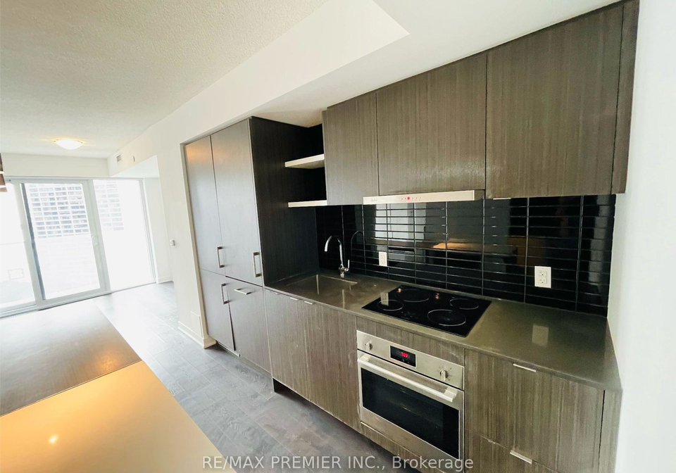 88-harbour-street-toronto-ontario-c13444774